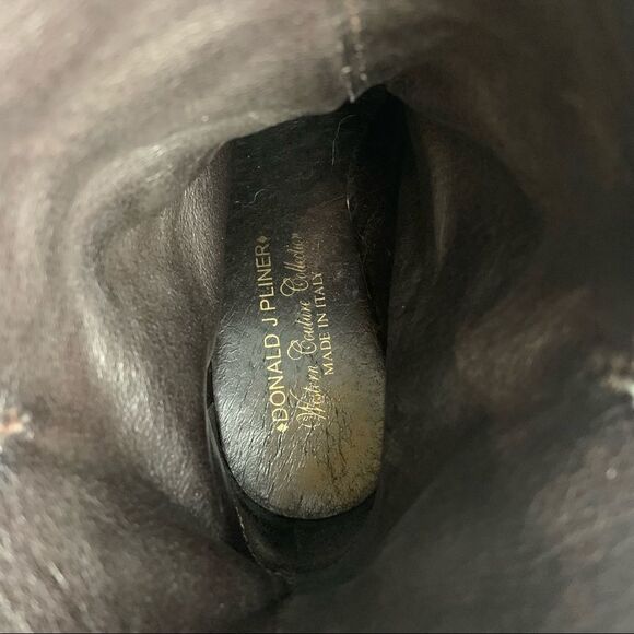 Donald Pliner Black  Donata Heeled Boot Size 6.5M - Picture 4 of 8